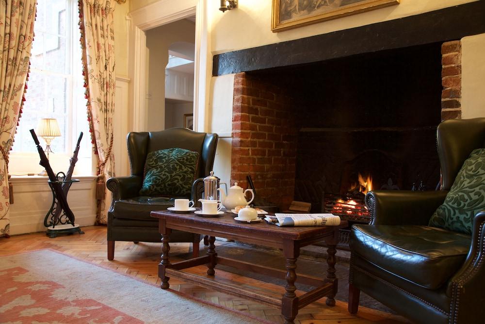 Flitwick Manor Hotel Exterior photo