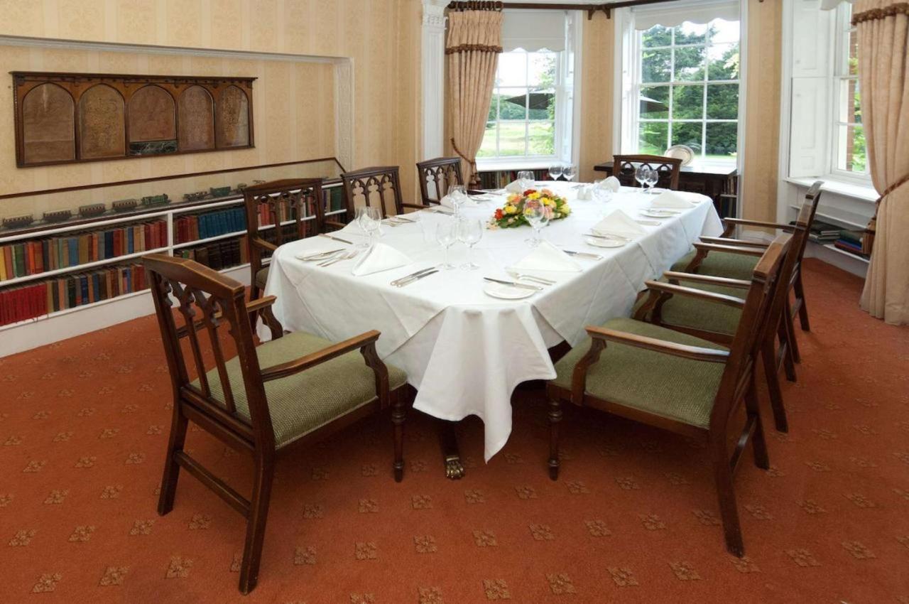 Flitwick Manor Hotel Exterior photo