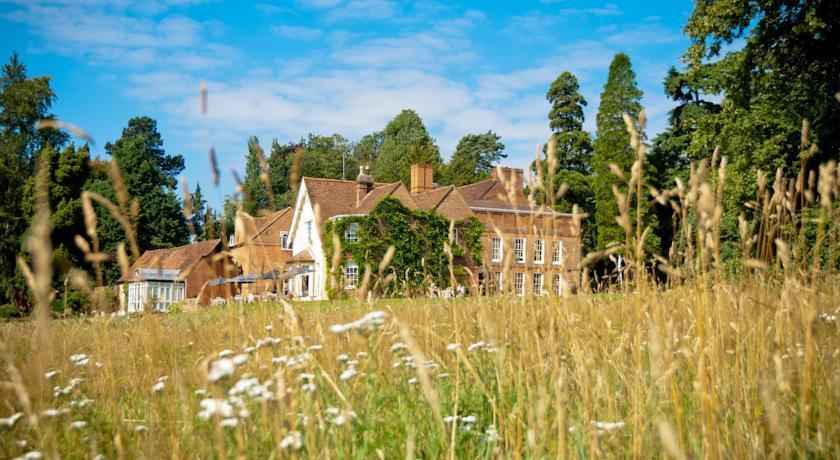 Flitwick Manor Hotel Exterior photo