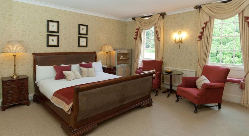 Flitwick Manor Hotel Exterior photo