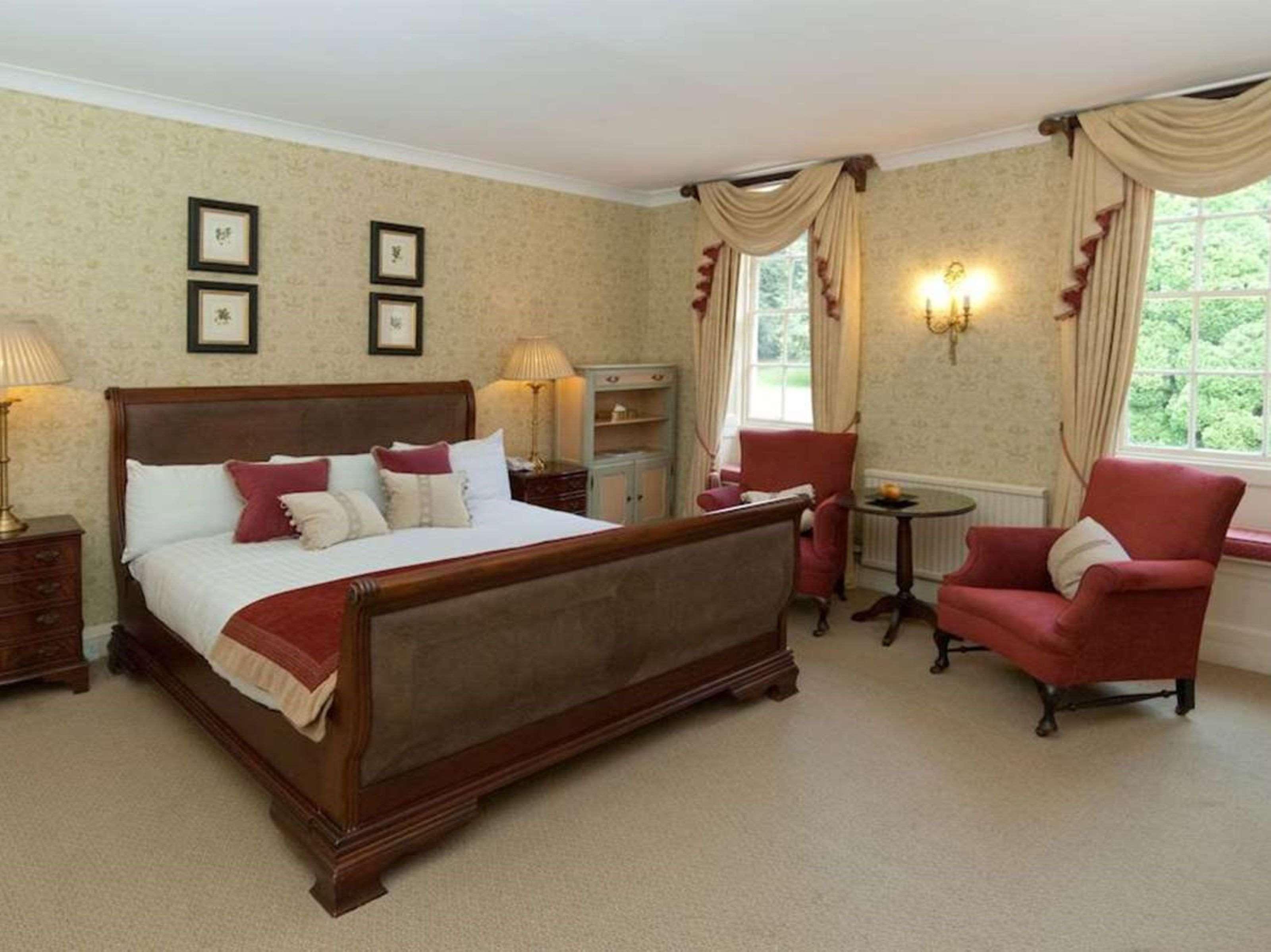 Flitwick Manor Hotel Exterior photo